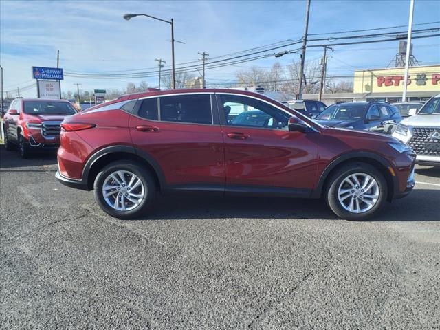 new 2025 Buick Envista car, priced at $26,080