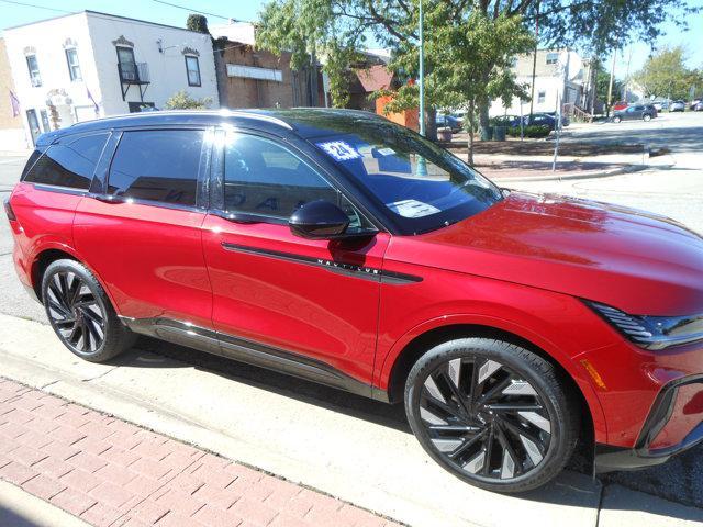 used 2024 Lincoln Nautilus car, priced at $54,995