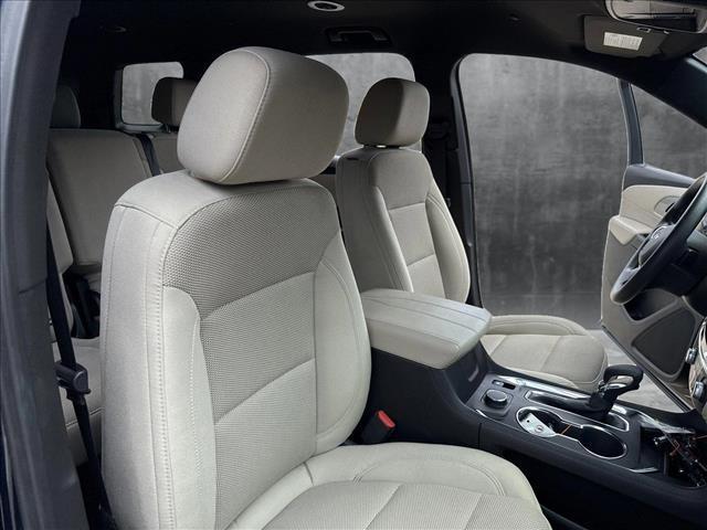 used 2023 Chevrolet Traverse car, priced at $26,491
