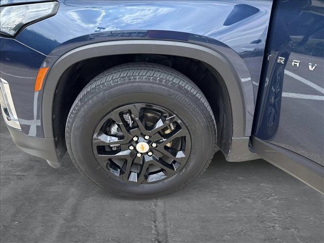 used 2023 Chevrolet Traverse car, priced at $26,491