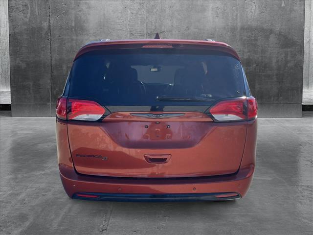 used 2018 Chrysler Pacifica car, priced at $13,991