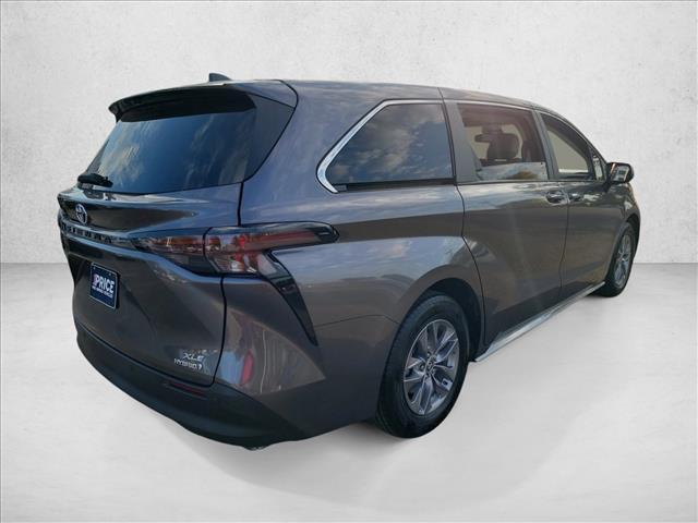 used 2023 Toyota Sienna car, priced at $40,893
