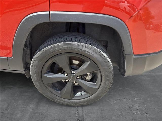 used 2021 Jeep Cherokee car, priced at $18,491