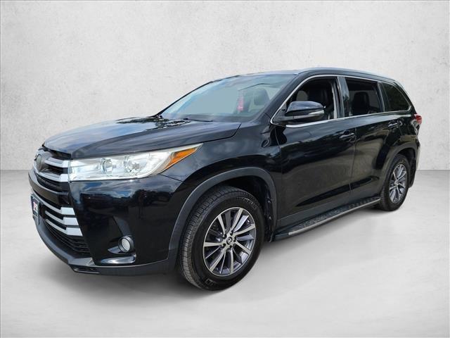 used 2019 Toyota Highlander car, priced at $27,492