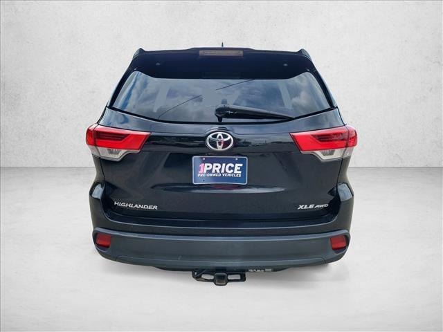 used 2019 Toyota Highlander car, priced at $27,492