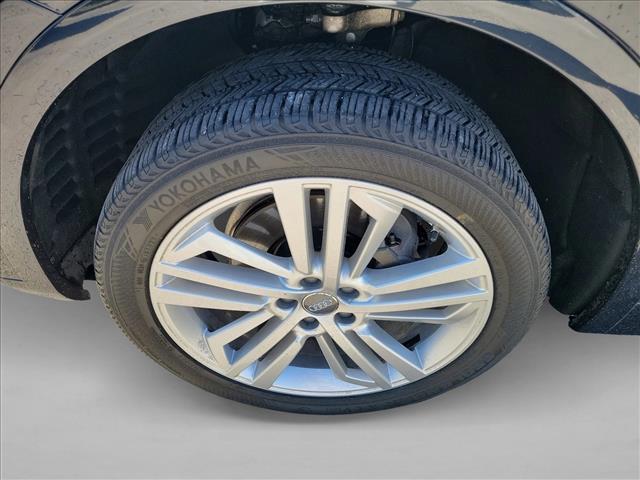 used 2018 Audi Q5 car, priced at $17,811