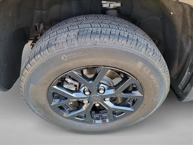 used 2023 Jeep Grand Cherokee car, priced at $29,491