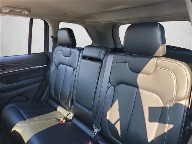 used 2023 Jeep Grand Cherokee car, priced at $29,491