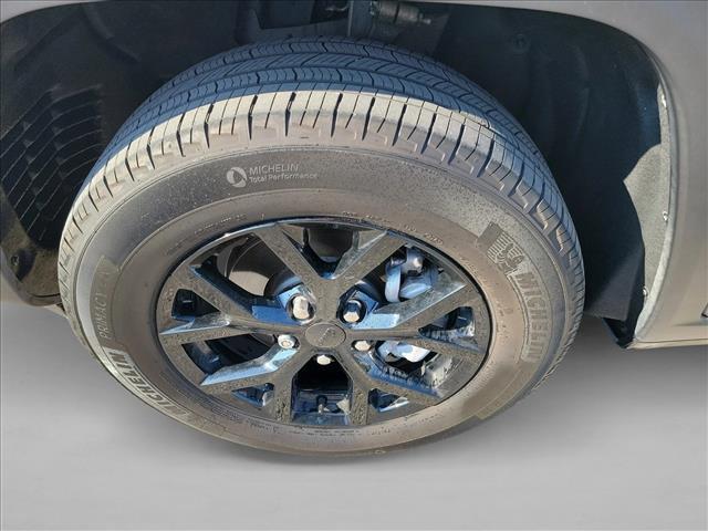 used 2023 Jeep Grand Cherokee car, priced at $29,491