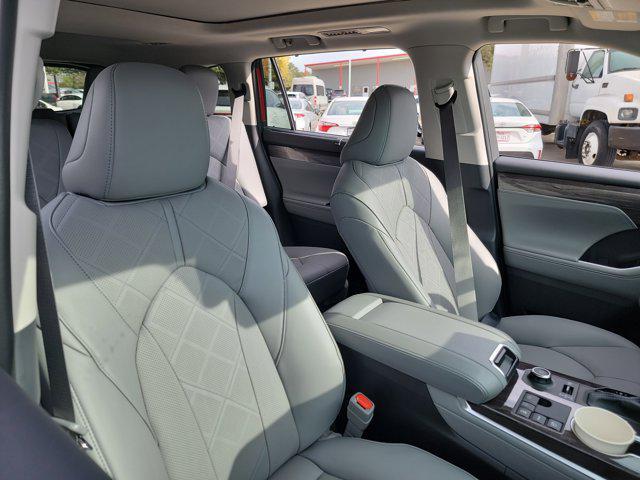 new 2026 Toyota Highlander car, priced at $56,879