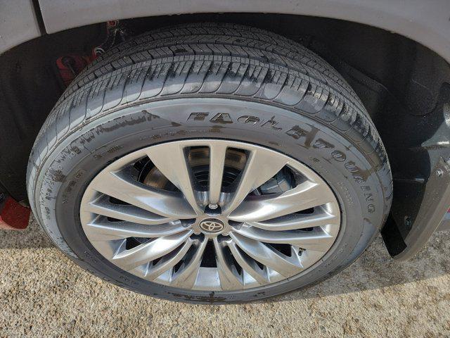 new 2026 Toyota Highlander car, priced at $56,879