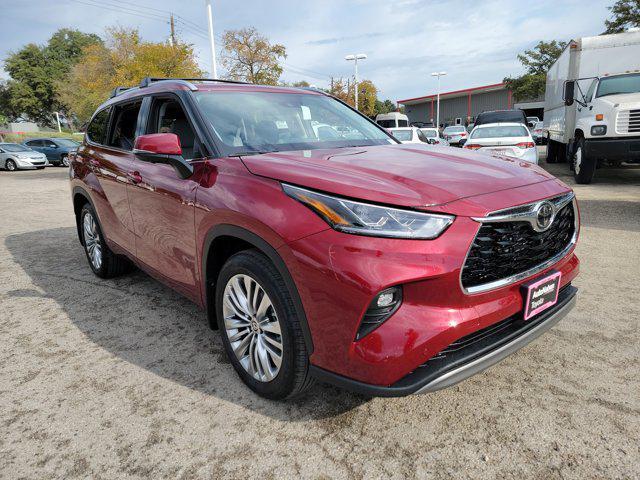 new 2026 Toyota Highlander car, priced at $56,879