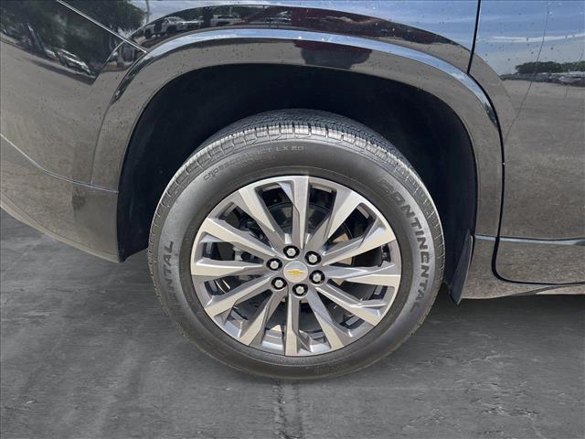 used 2023 Chevrolet Traverse car, priced at $36,991