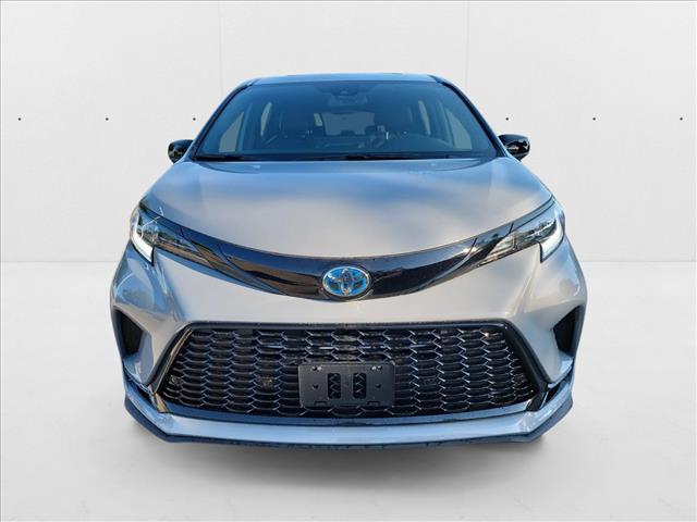 used 2025 Toyota Sienna car, priced at $48,991