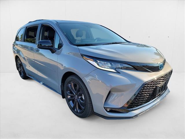 used 2025 Toyota Sienna car, priced at $48,991