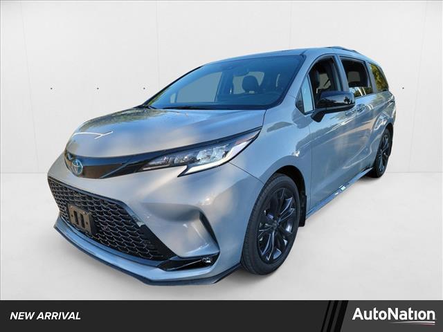 used 2025 Toyota Sienna car, priced at $48,991