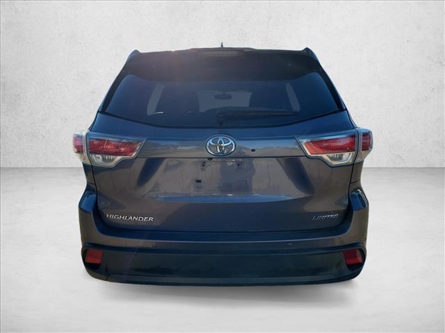 used 2015 Toyota Highlander car, priced at $14,991