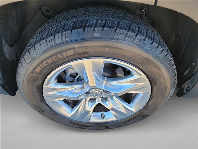 used 2015 Toyota Highlander car, priced at $14,991