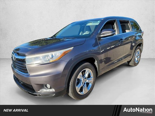 used 2015 Toyota Highlander car, priced at $14,991