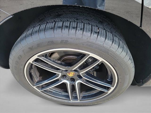 used 2021 Porsche Macan car, priced at $29,992