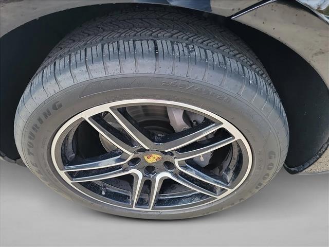 used 2021 Porsche Macan car, priced at $29,992