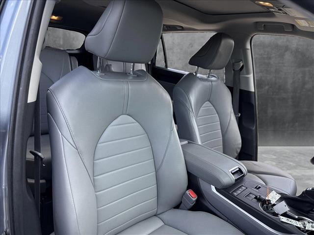 used 2022 Toyota Highlander car, priced at $34,190