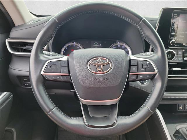 used 2022 Toyota Highlander car, priced at $28,360