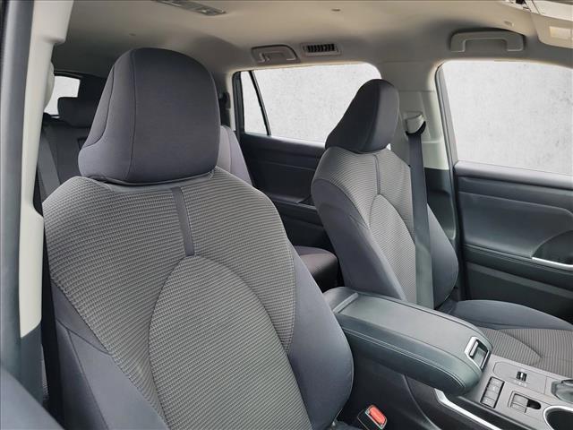 used 2022 Toyota Highlander car, priced at $28,360