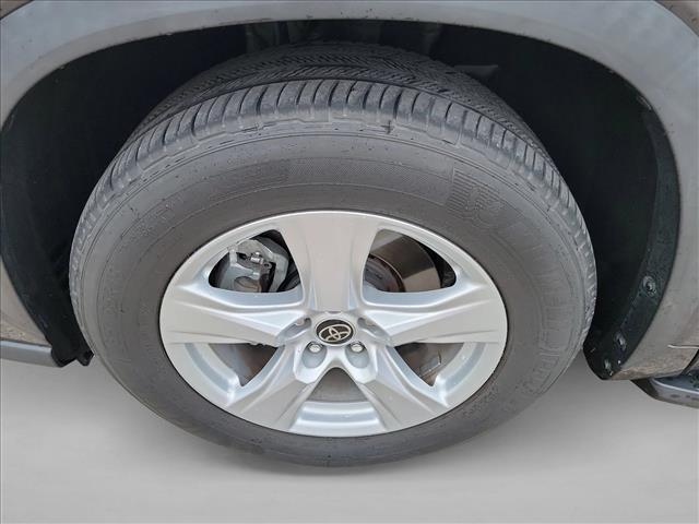 used 2022 Toyota Highlander car, priced at $28,360