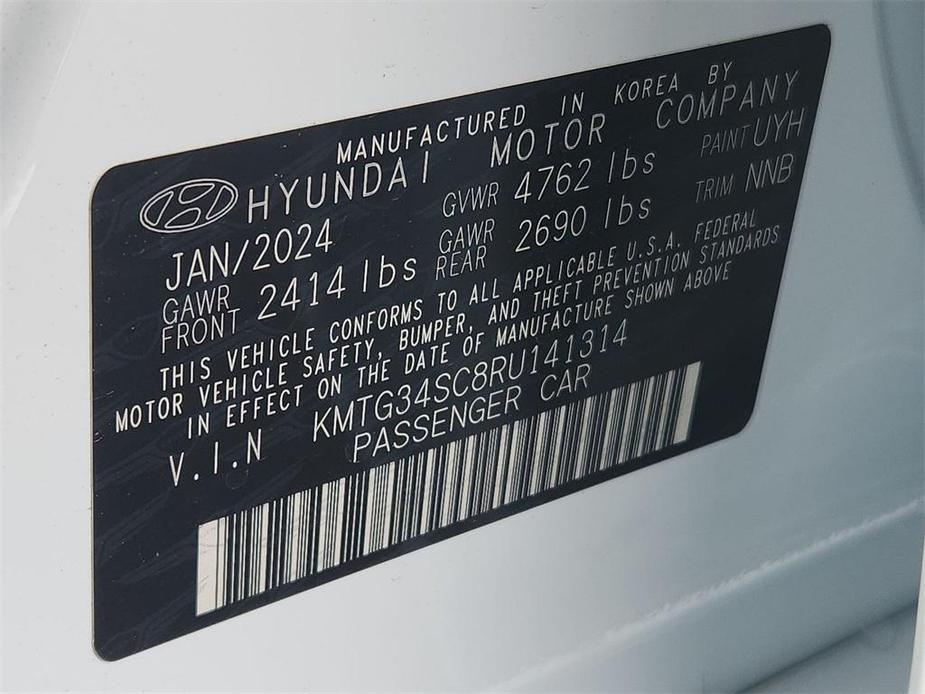 new 2024 Genesis G70 car, priced at $41,808