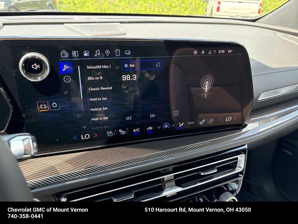new 2025 Chevrolet Traverse car, priced at $55,500