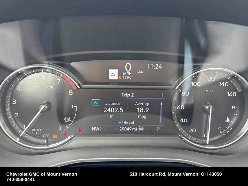 used 2025 Cadillac XT6 car, priced at $41,954