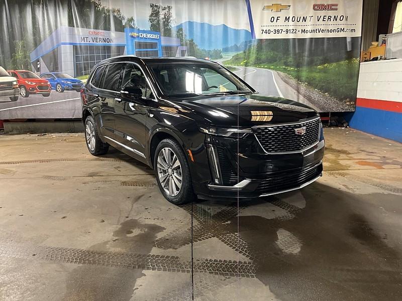 used 2023 Cadillac XT6 car, priced at $40,586