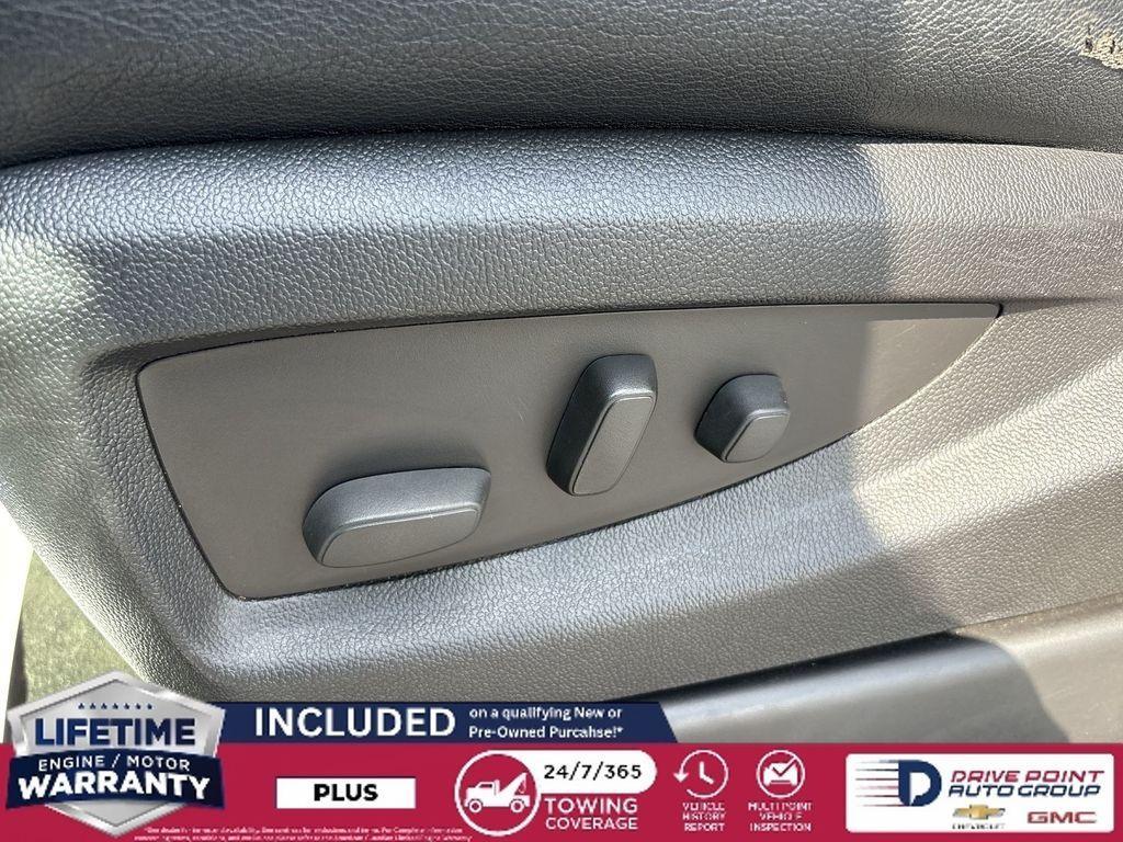 used 2015 GMC Sierra 2500 car, priced at $35,999