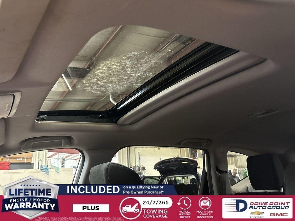 used 2022 Honda CR-V car, priced at $25,990