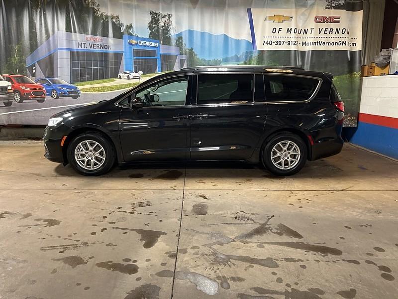used 2022 Chrysler Pacifica car, priced at $23,649
