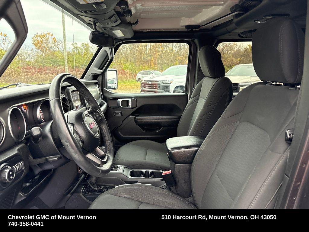 used 2022 Jeep Gladiator car, priced at $27,986