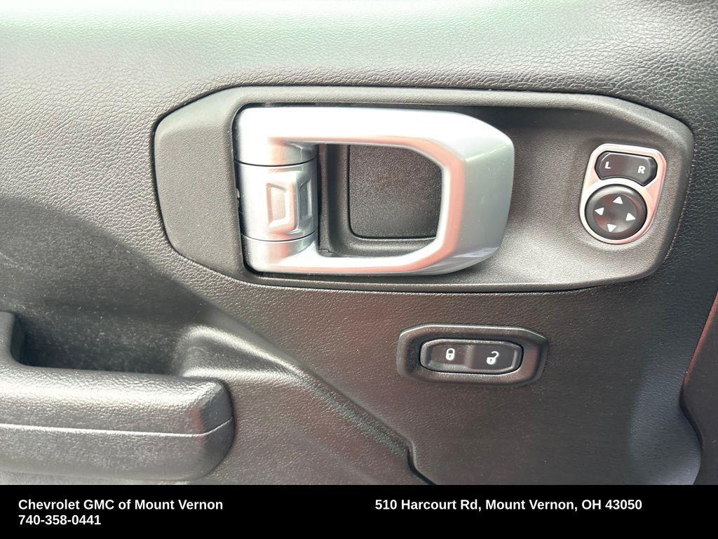 used 2022 Jeep Gladiator car, priced at $27,986