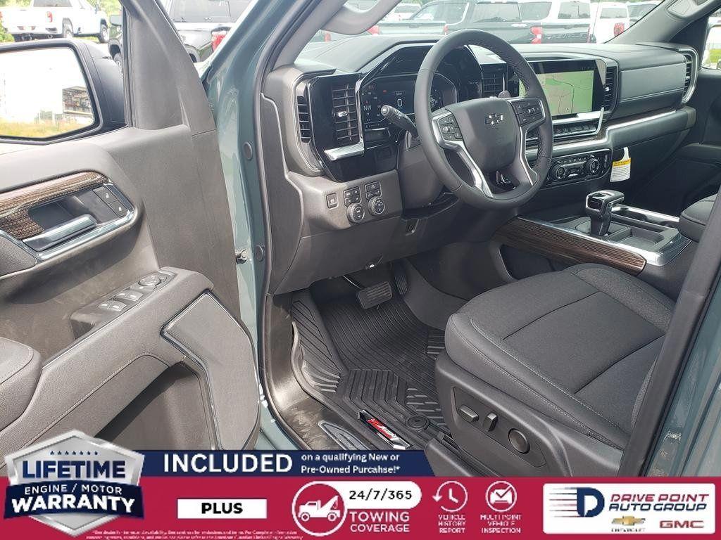 new 2025 Chevrolet Silverado 1500 car, priced at $58,045
