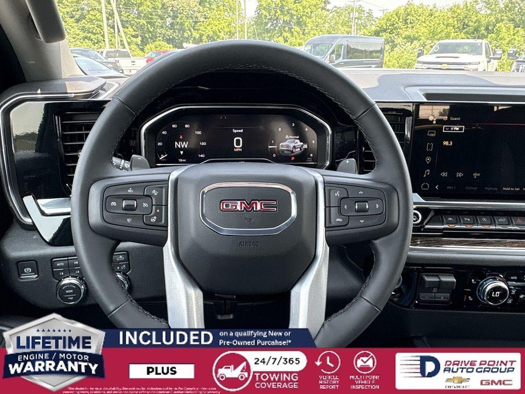 new 2025 GMC Sierra 1500 car, priced at $58,035