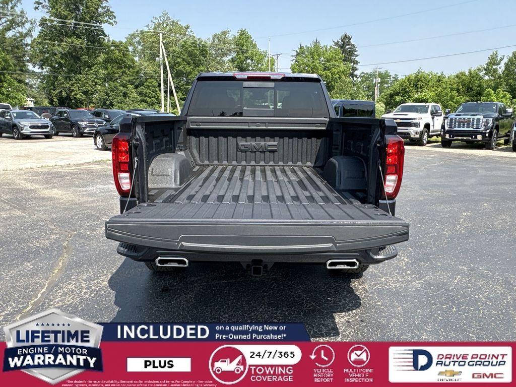 new 2025 GMC Sierra 1500 car, priced at $58,035