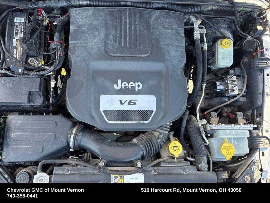 used 2015 Jeep Wrangler Unlimited car, priced at $12,455