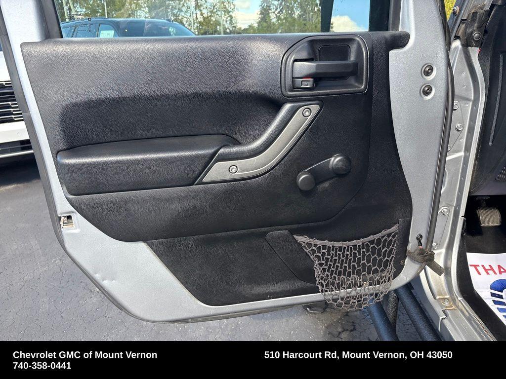 used 2015 Jeep Wrangler Unlimited car, priced at $12,455