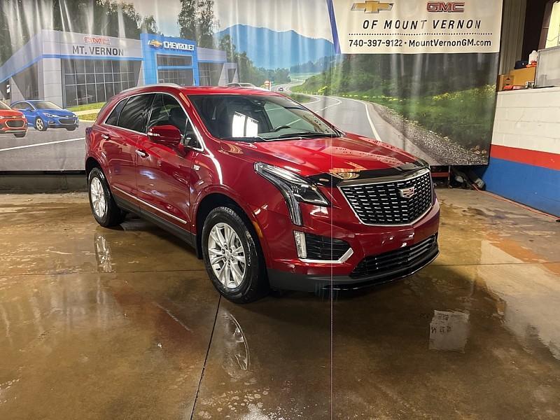 used 2022 Cadillac XT5 car, priced at $28,912