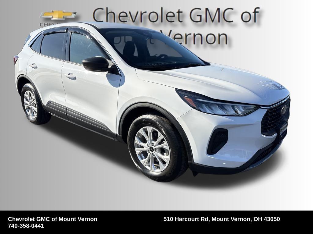 used 2023 Ford Escape car, priced at $22,437