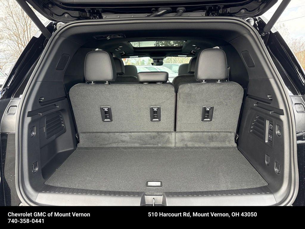 new 2026 Chevrolet Traverse car, priced at $58,995