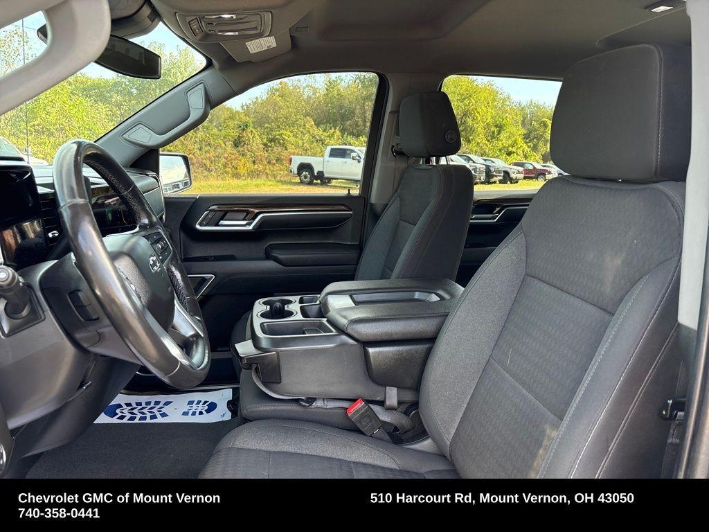 used 2022 Chevrolet Silverado 1500 car, priced at $34,692