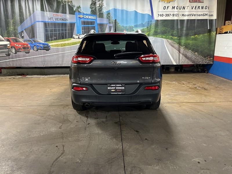 used 2016 Jeep Cherokee car, priced at $11,987