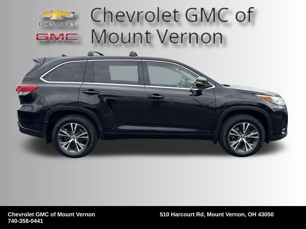 used 2017 Toyota Highlander car, priced at $17,041