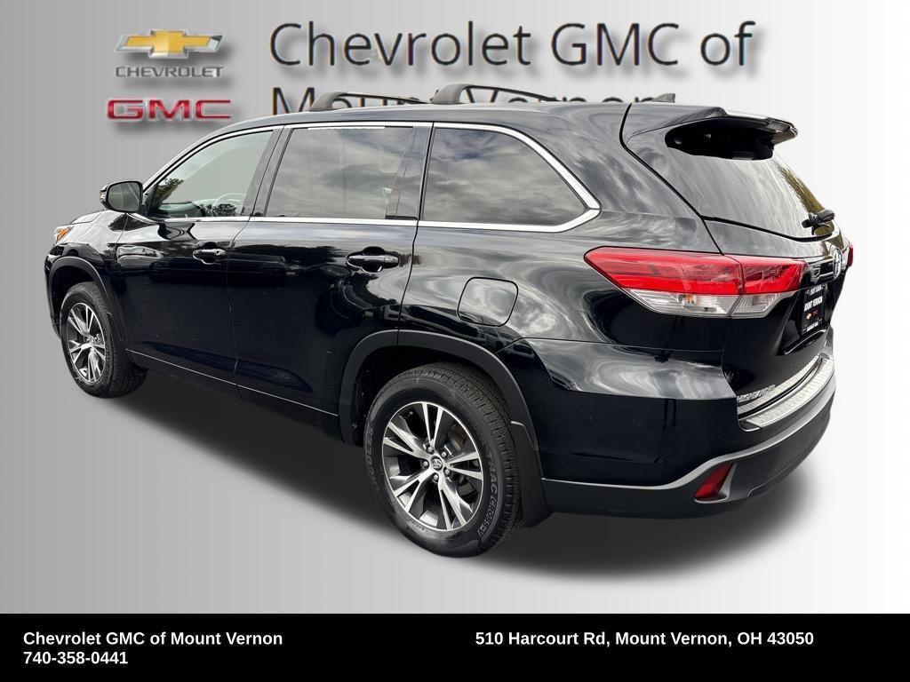 used 2017 Toyota Highlander car, priced at $17,041